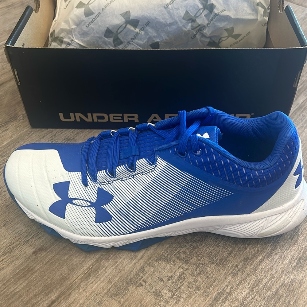 UNDER ARMOUR UA YARD LOW TRAINER MENS SIZE 10 NEW IN BOX